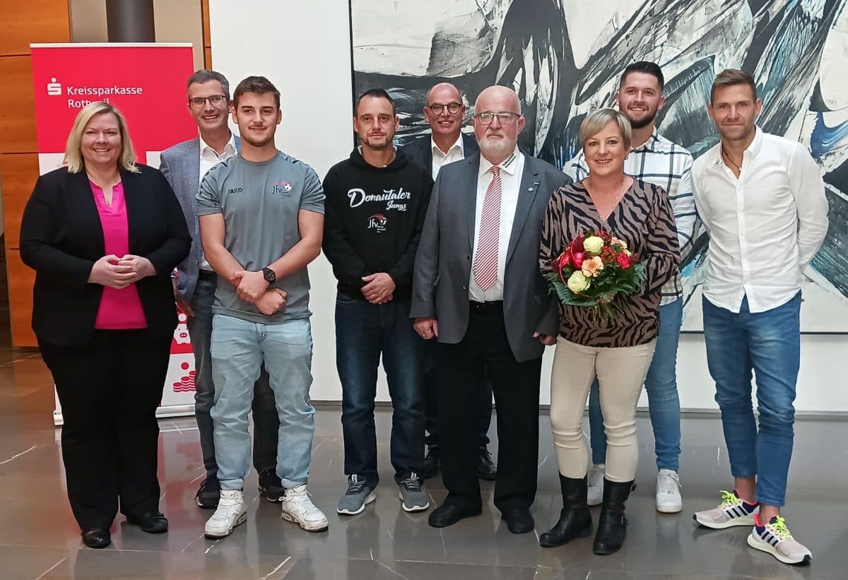 Ehrenamtspreise JFV Oberes Donautal und VfL Mühlheim räumen ab Stadt